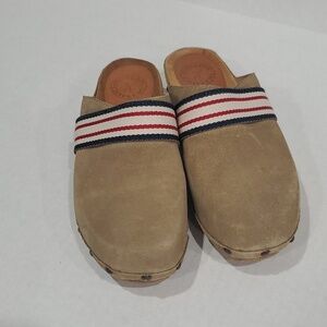 Penelope Chilvers Clogs, Tan, Size 39